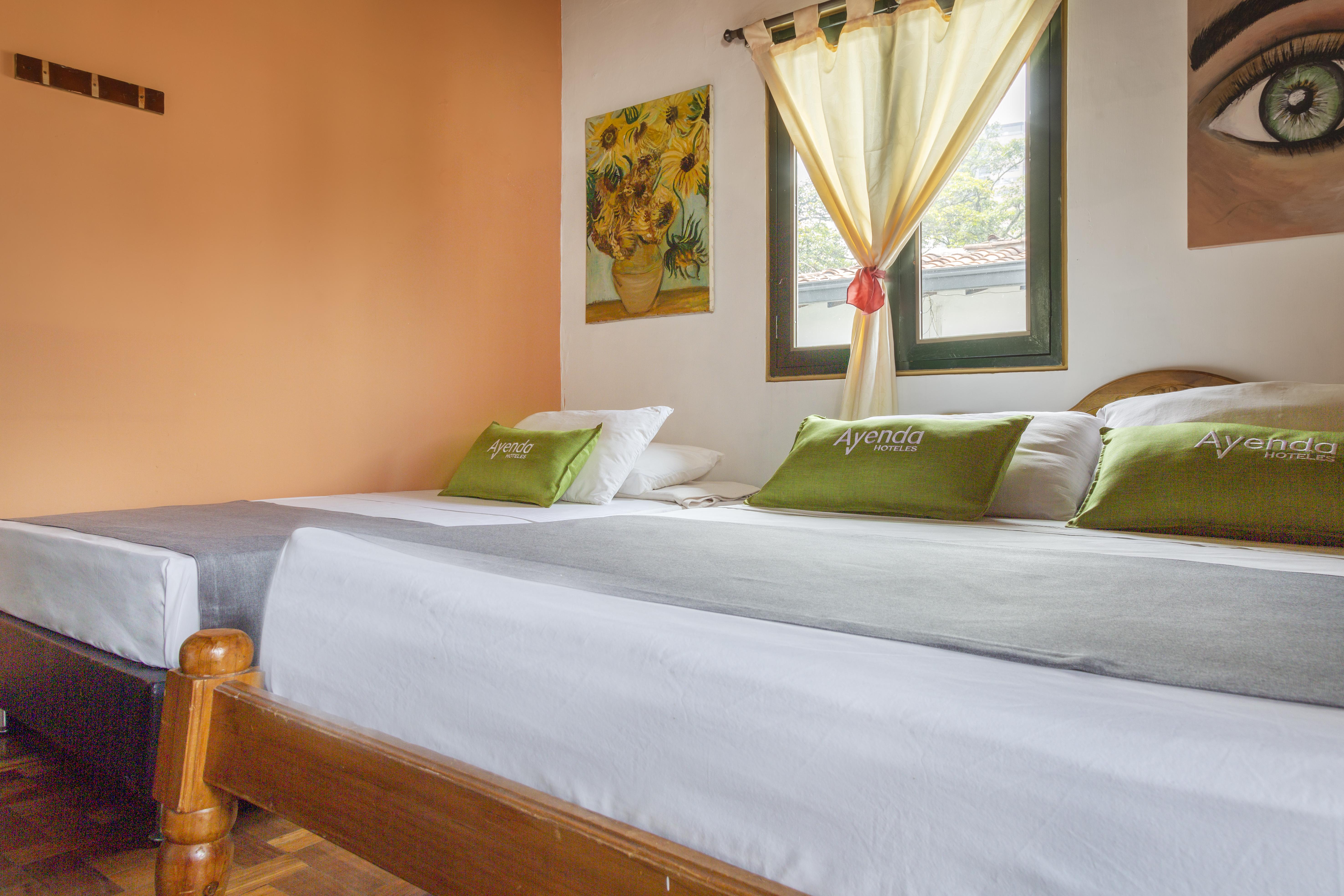 Hotel Ayenda Habana Vieja 1221 à Medellín Extérieur photo