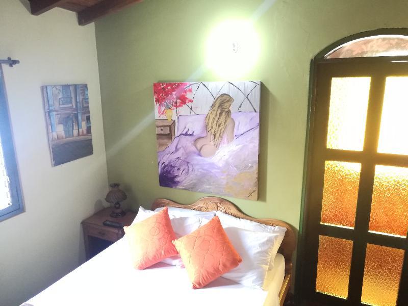 Hotel Ayenda Habana Vieja 1221 à Medellín Extérieur photo