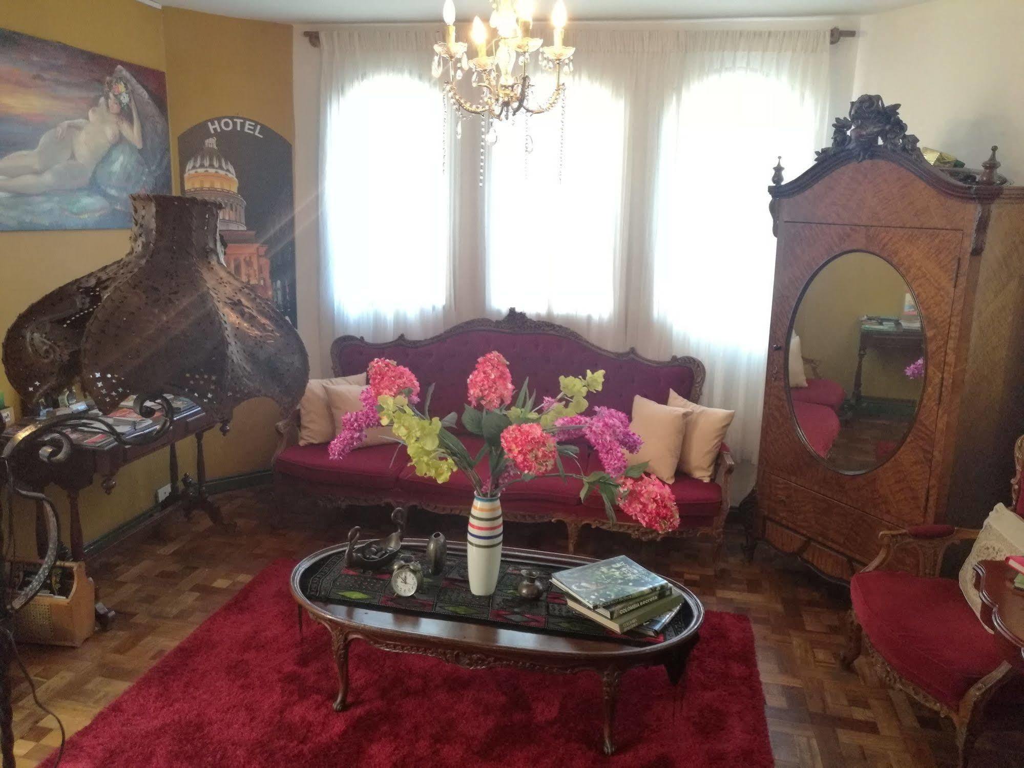 Hotel Ayenda Habana Vieja 1221 à Medellín Extérieur photo